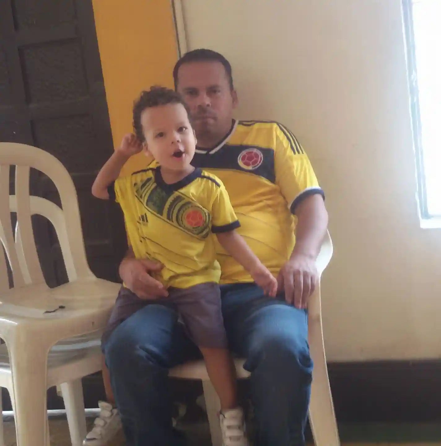 <em>Carlos Cardona</em>